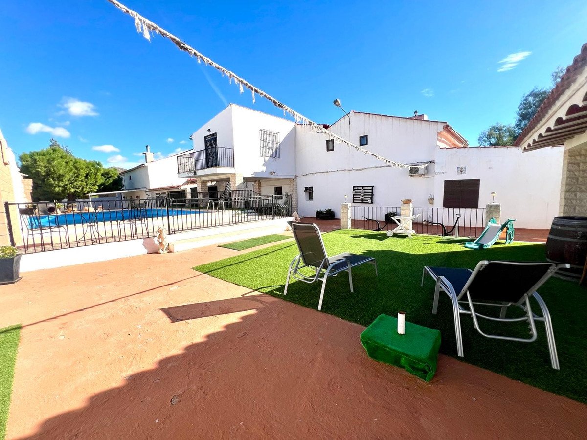 5 Bed Finca - Cortijo in Jumilla