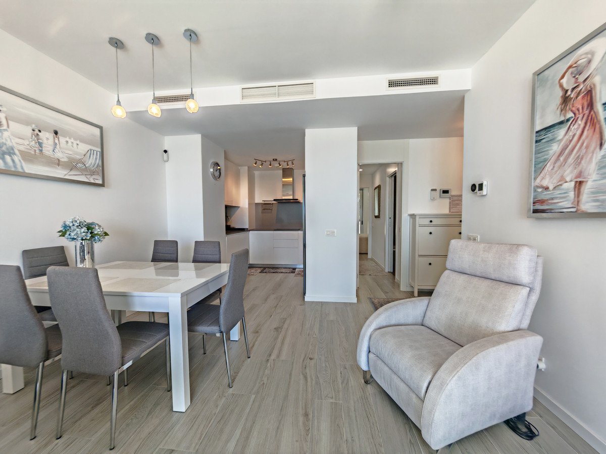 3 Bed Middle Floor Apartment in Cancelada