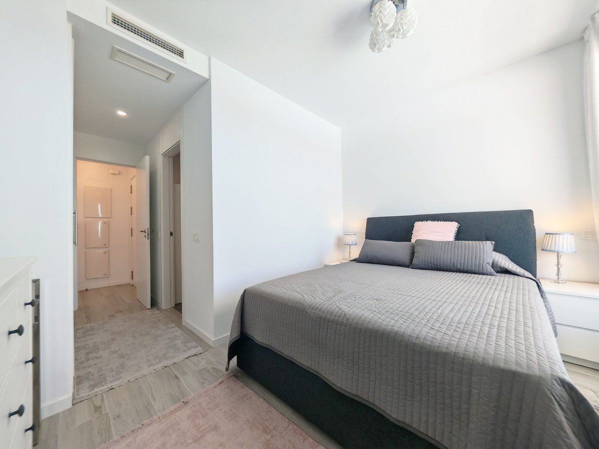 3 Bed Middle Floor Apartment in Cancelada