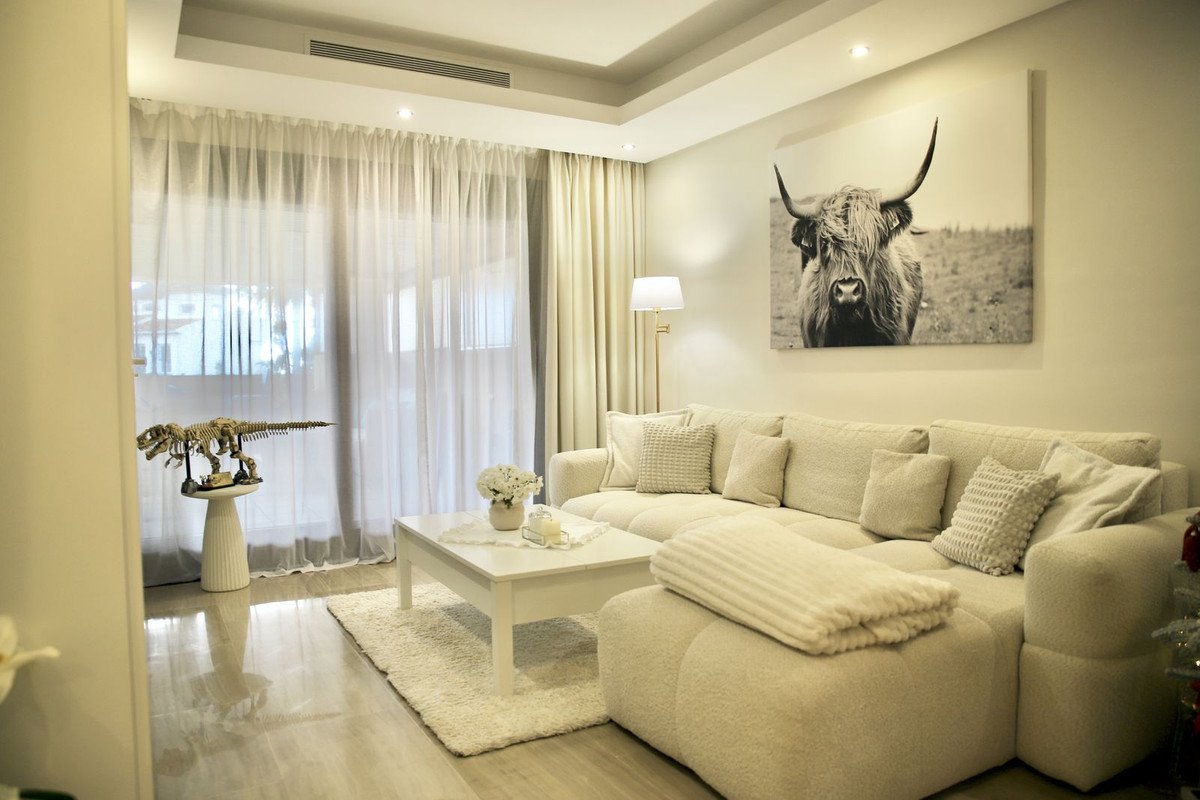 1 Bed Ground Floor Apartment in Estepona