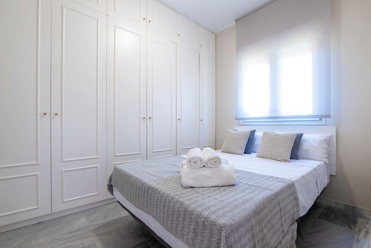 4 Bed Semi-Detached House in Marbella
