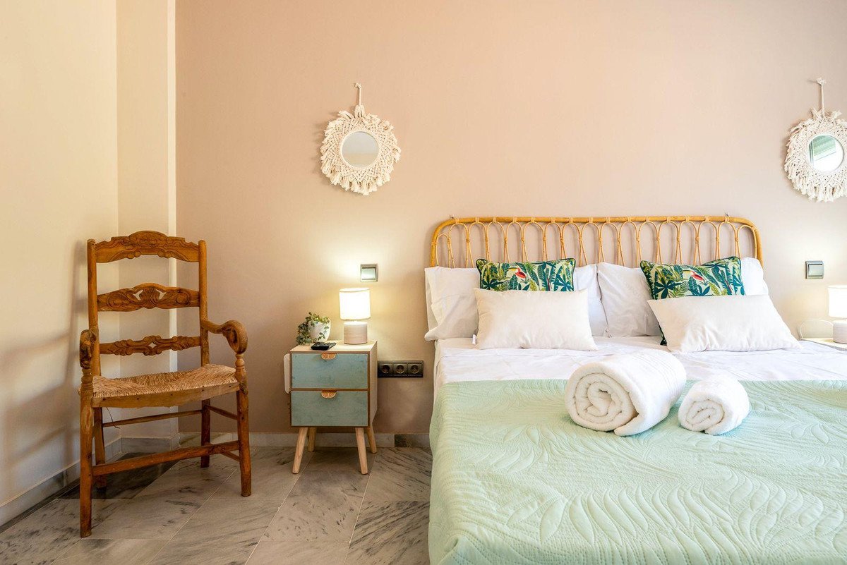 4 Bed Semi-Detached House in Marbella