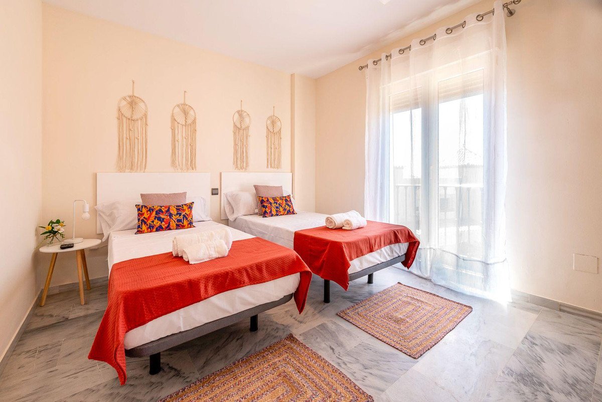 4 Bed Semi-Detached House in Marbella