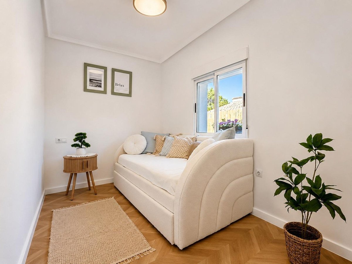 4 Bed Semi-Detached House in Punta Prima