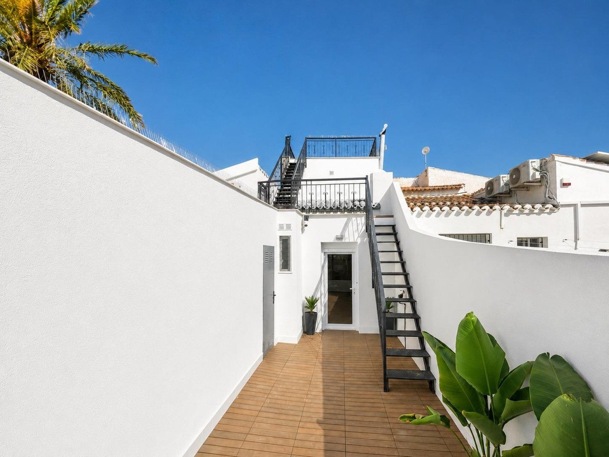 4 Bed Semi-Detached House in Punta Prima