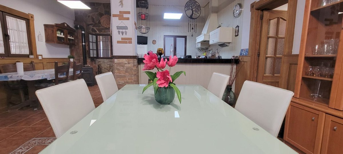14 Bed Finca - Cortijo in Pizarra