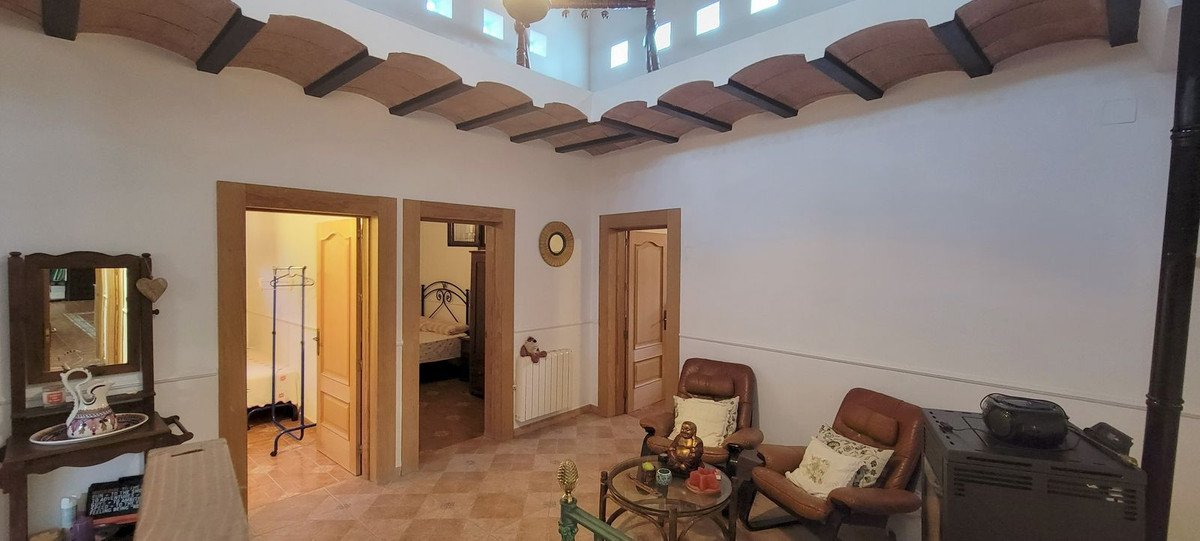 14 Bed Finca - Cortijo in Pizarra