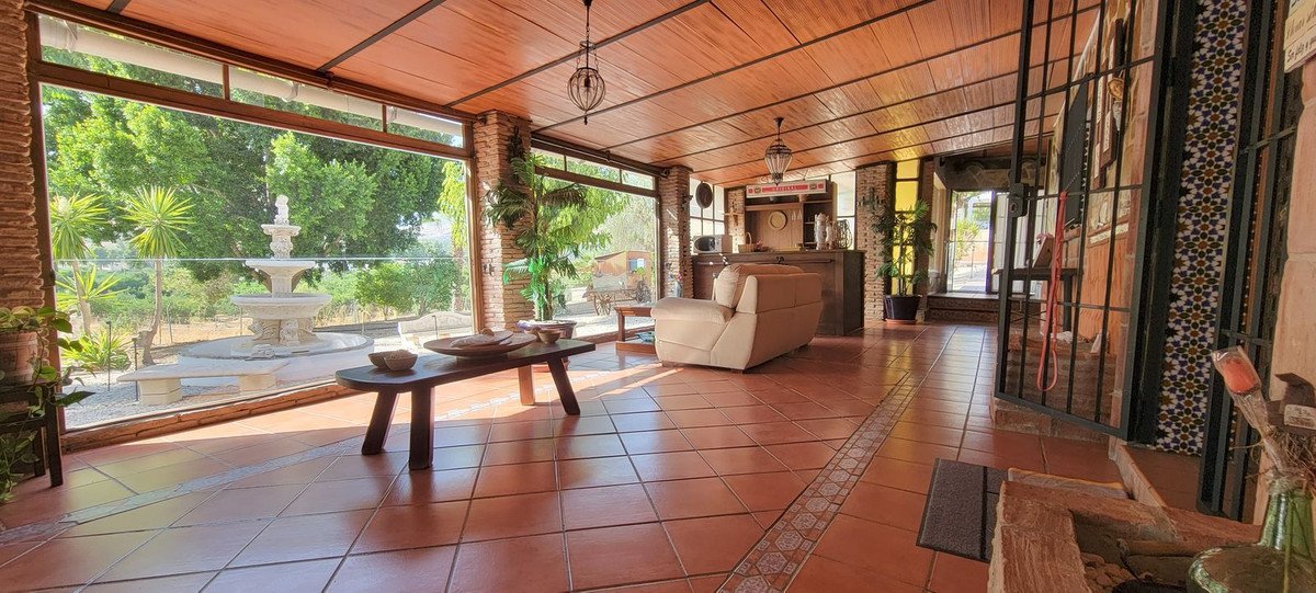 14 Bed Finca - Cortijo in Pizarra