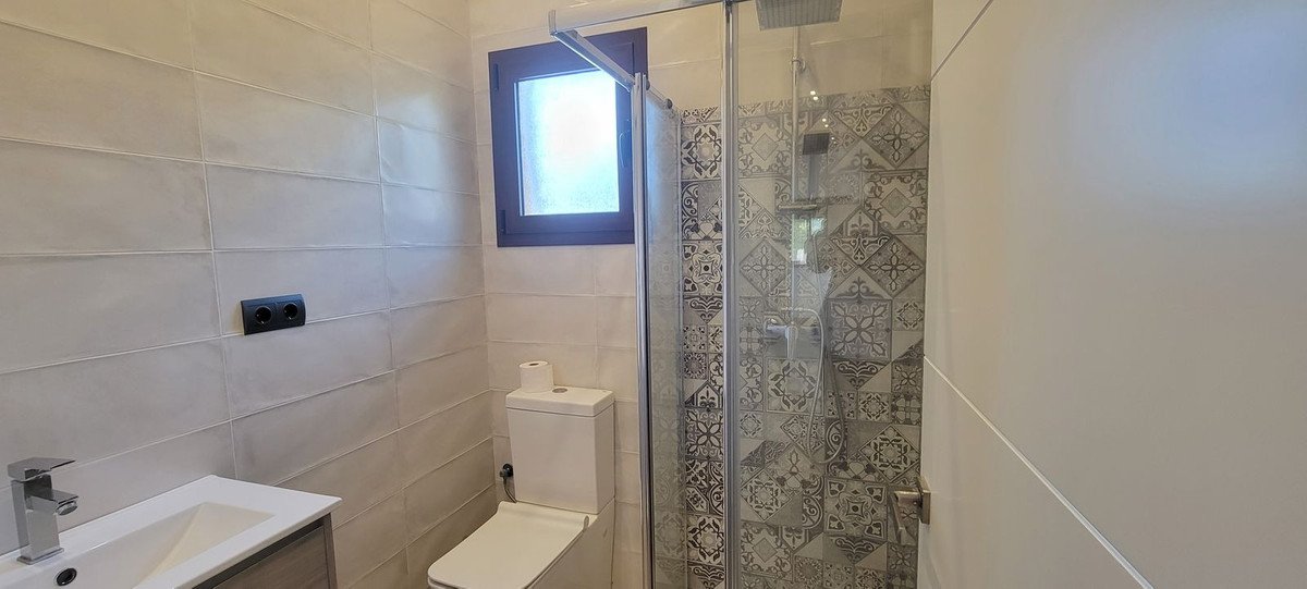 14 Bed Finca - Cortijo in Pizarra