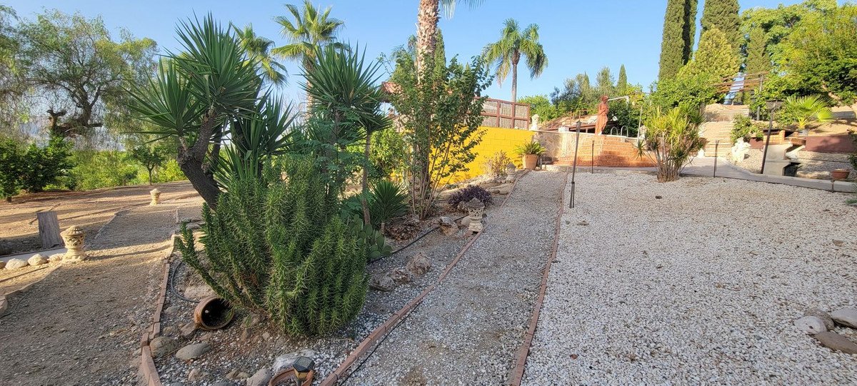 14 Bed Finca - Cortijo in Pizarra