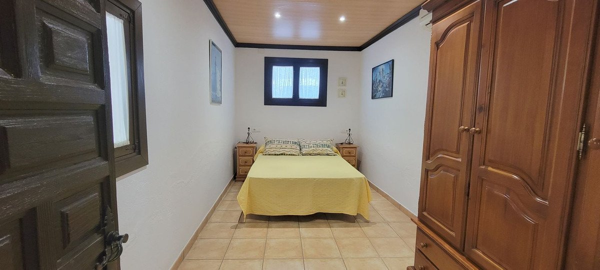 14 Bed Finca - Cortijo in Pizarra