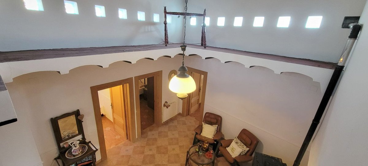 14 Bed Finca - Cortijo in Pizarra