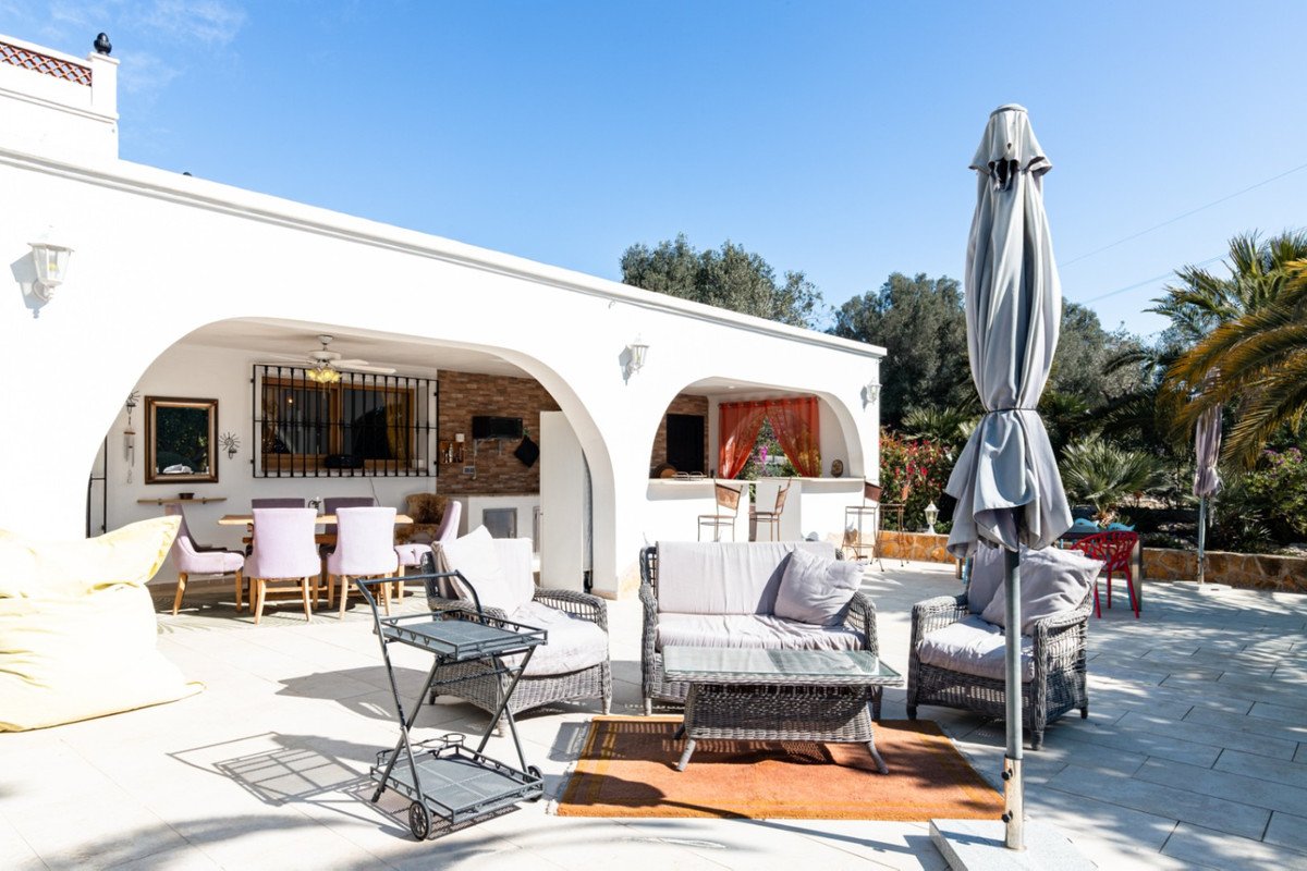 3 Bed Finca - Cortijo in Canor