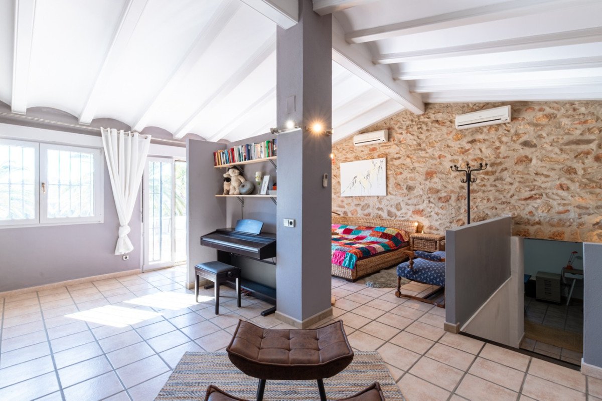 3 Bed Finca - Cortijo in Canor