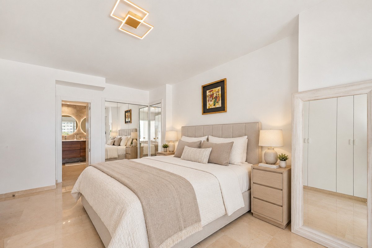4 Bed Penthouse Duplex in Guadalmina Alta