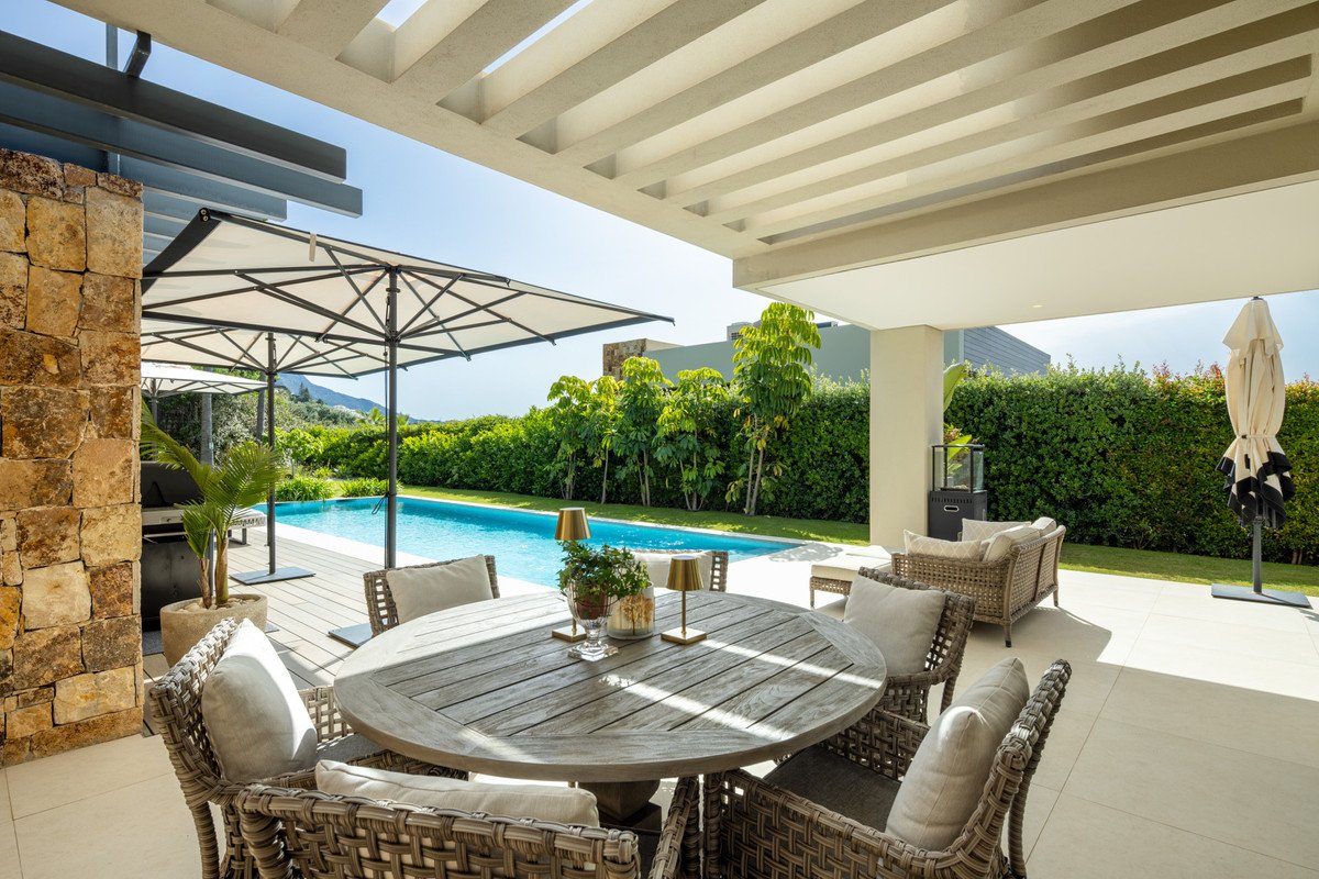 5 Bed Detached Villa in Nueva Andalucía