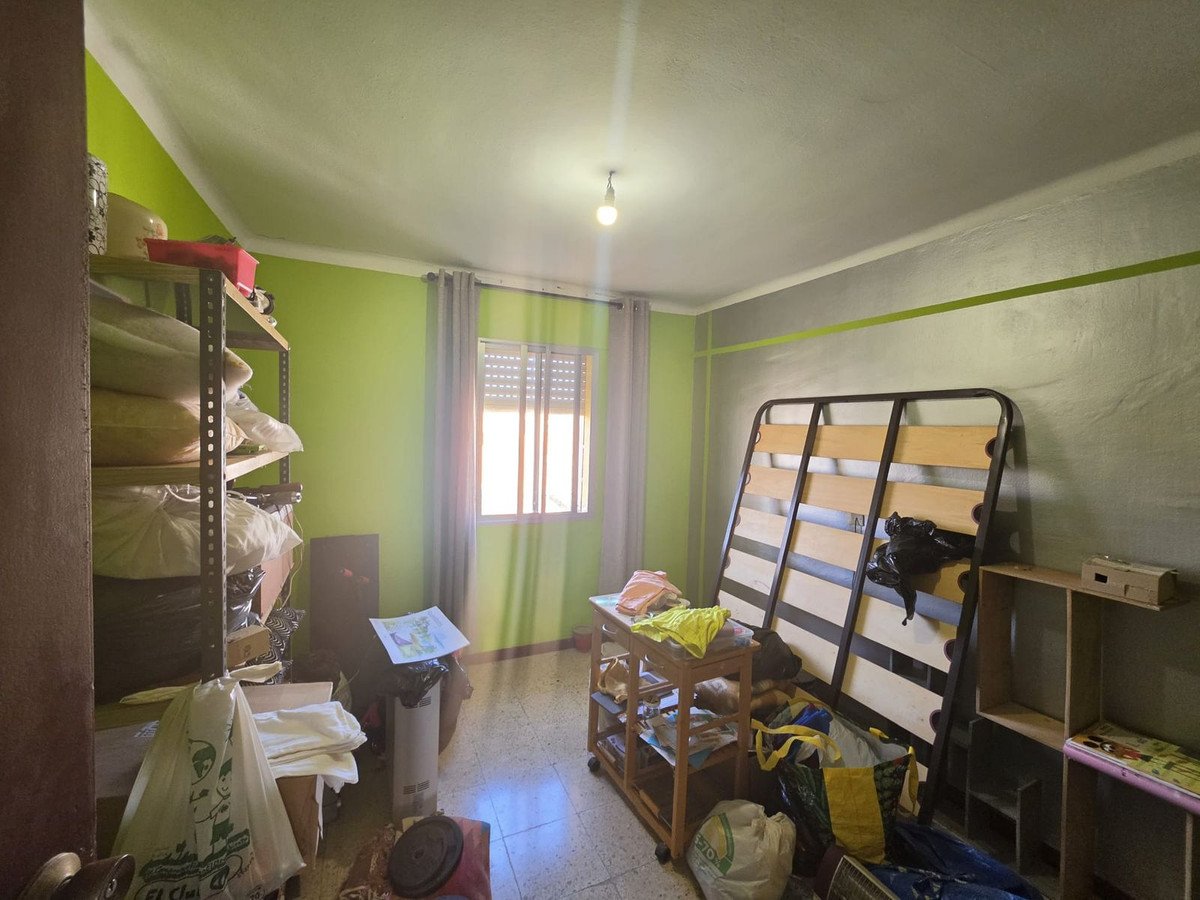 3 Bed Top Floor Apartment in La Línea
