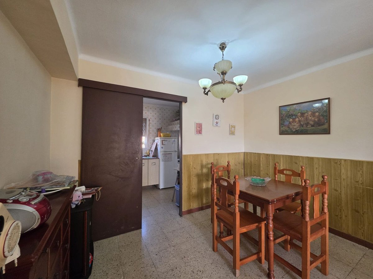 3 Bed Top Floor Apartment in La Línea