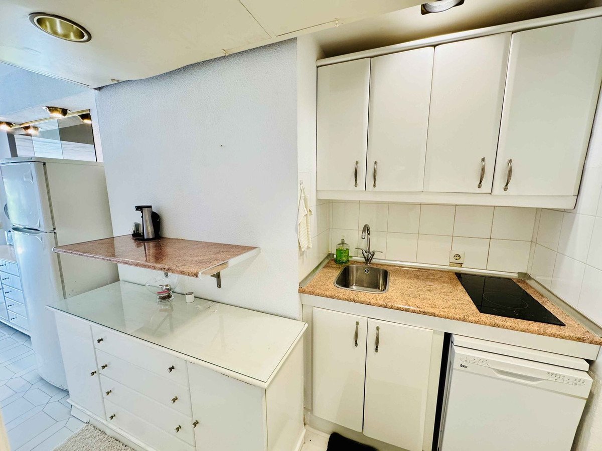 Ground Floor Studio in Miraflores