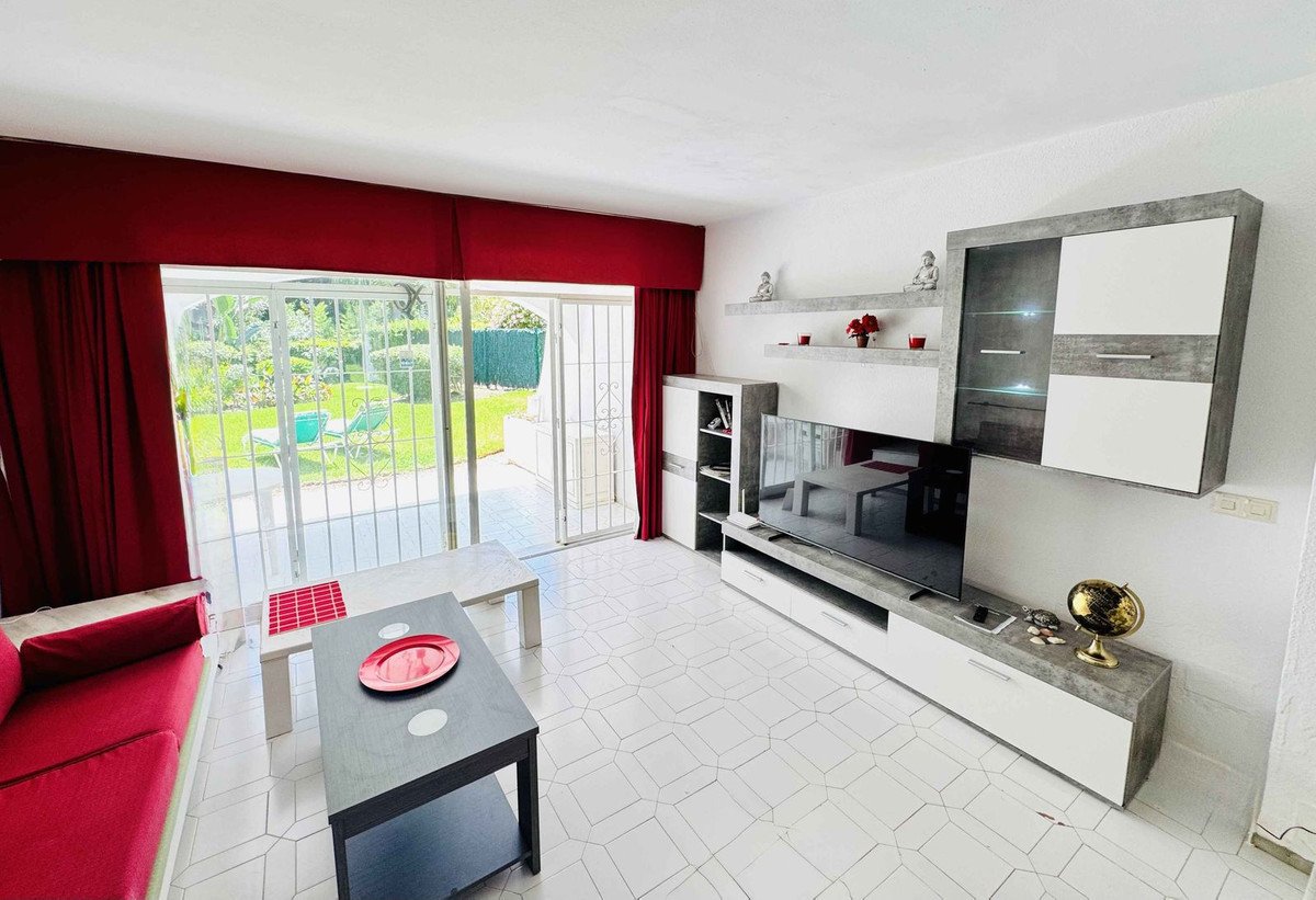 Ground Floor Studio in Miraflores