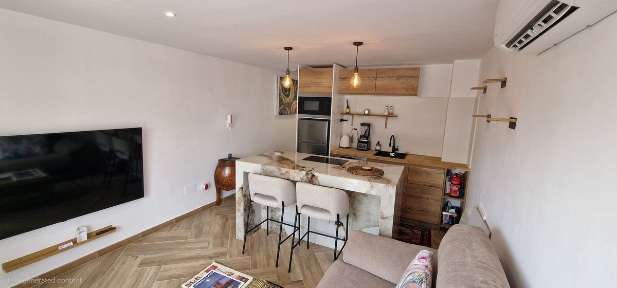 1 Bed Middle Floor Apartment in La Duquesa
