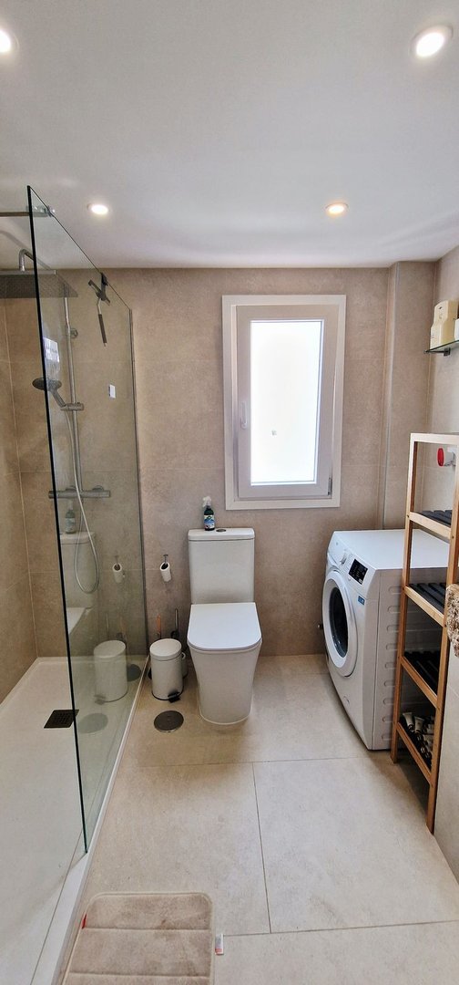 1 Bed Middle Floor Apartment in La Duquesa