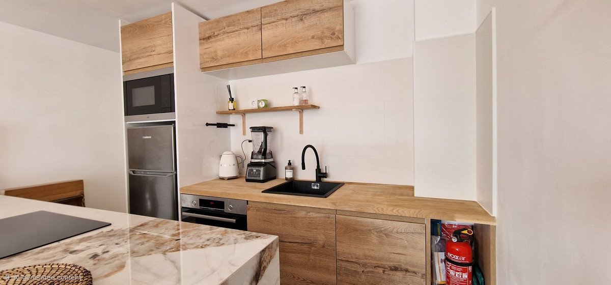 1 Bed Middle Floor Apartment in La Duquesa