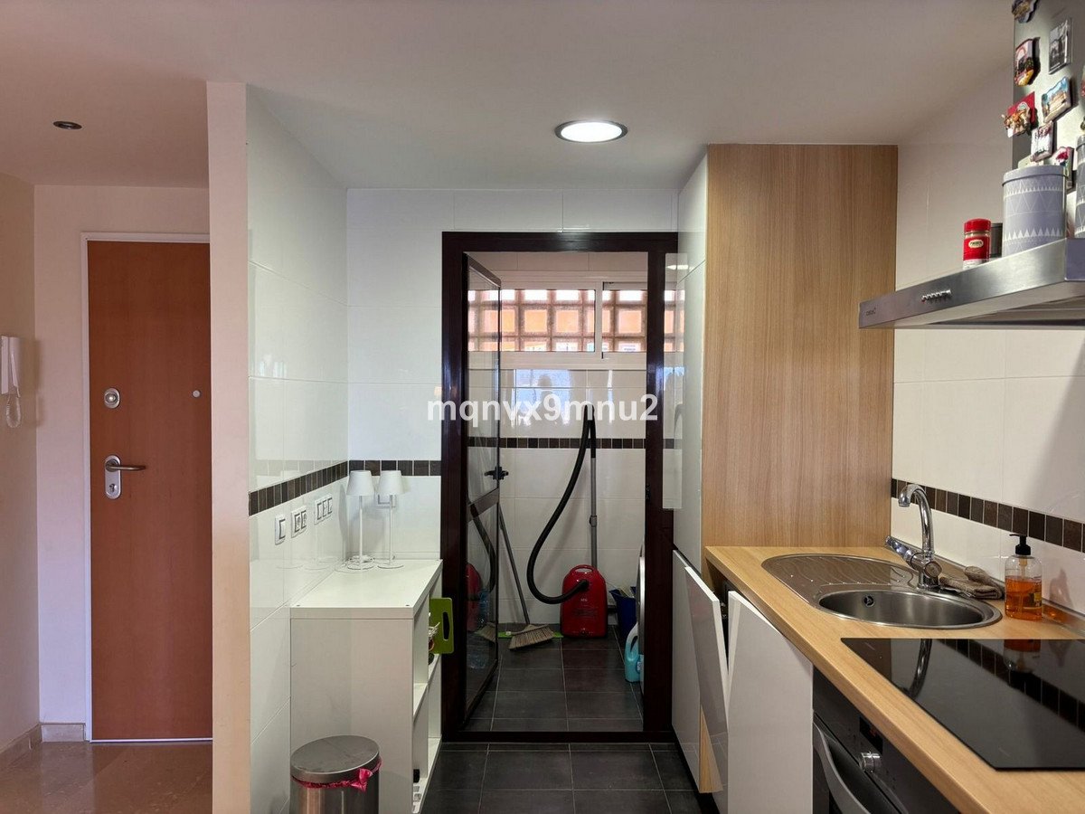 2 Bed Middle Floor Apartment in La Cala de Mijas