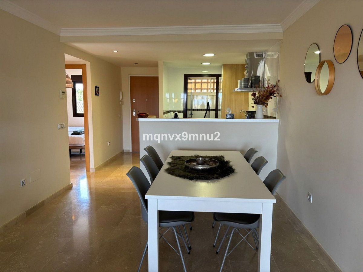 2 Bed Middle Floor Apartment in La Cala de Mijas