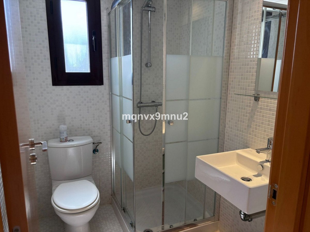 2 Bed Middle Floor Apartment in La Cala de Mijas