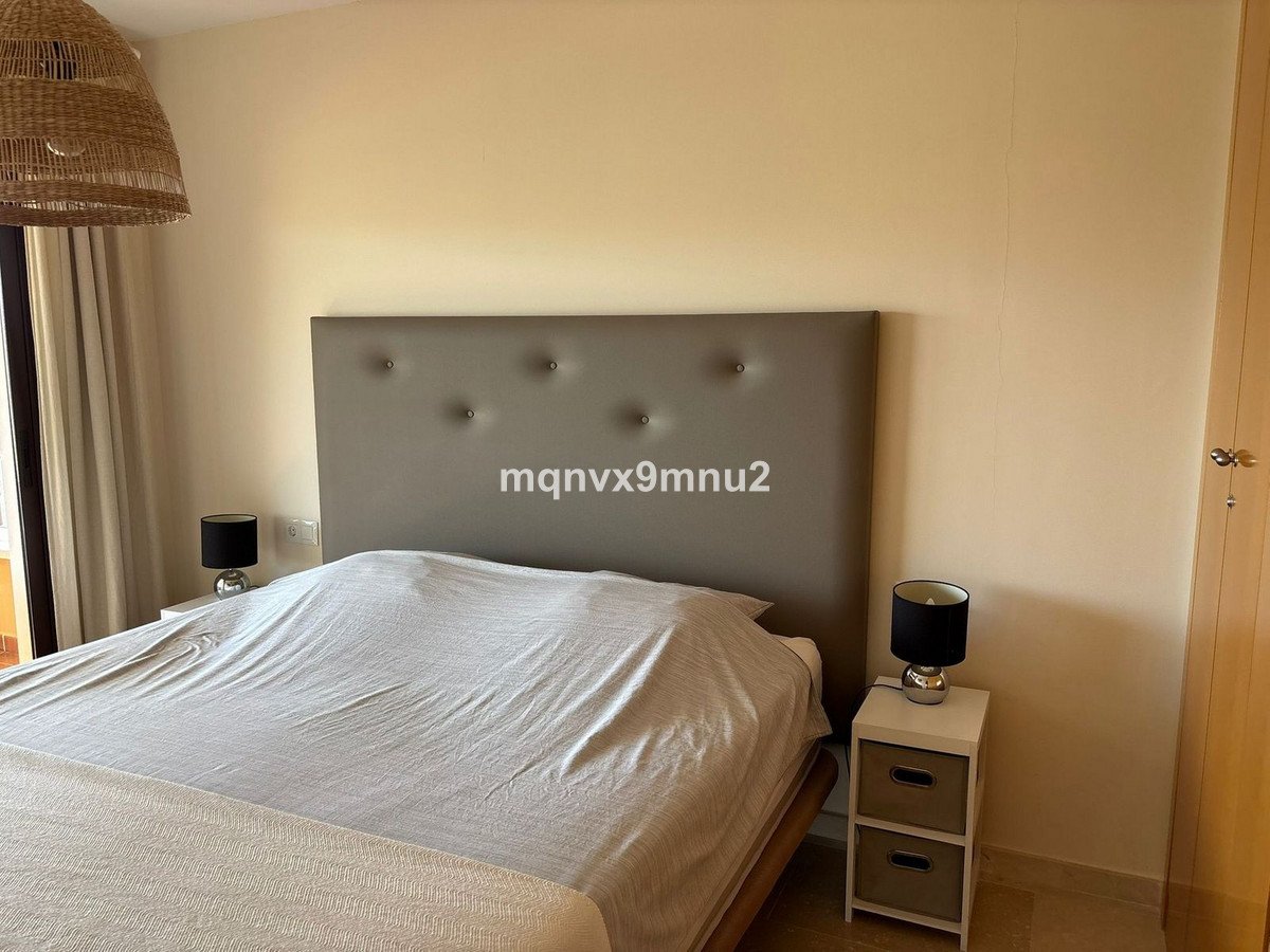 2 Bed Middle Floor Apartment in La Cala de Mijas