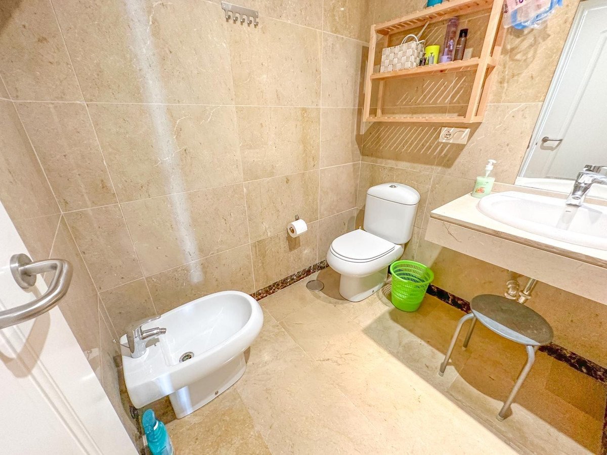 2 Bed Middle Floor Apartment in La Alcaidesa
