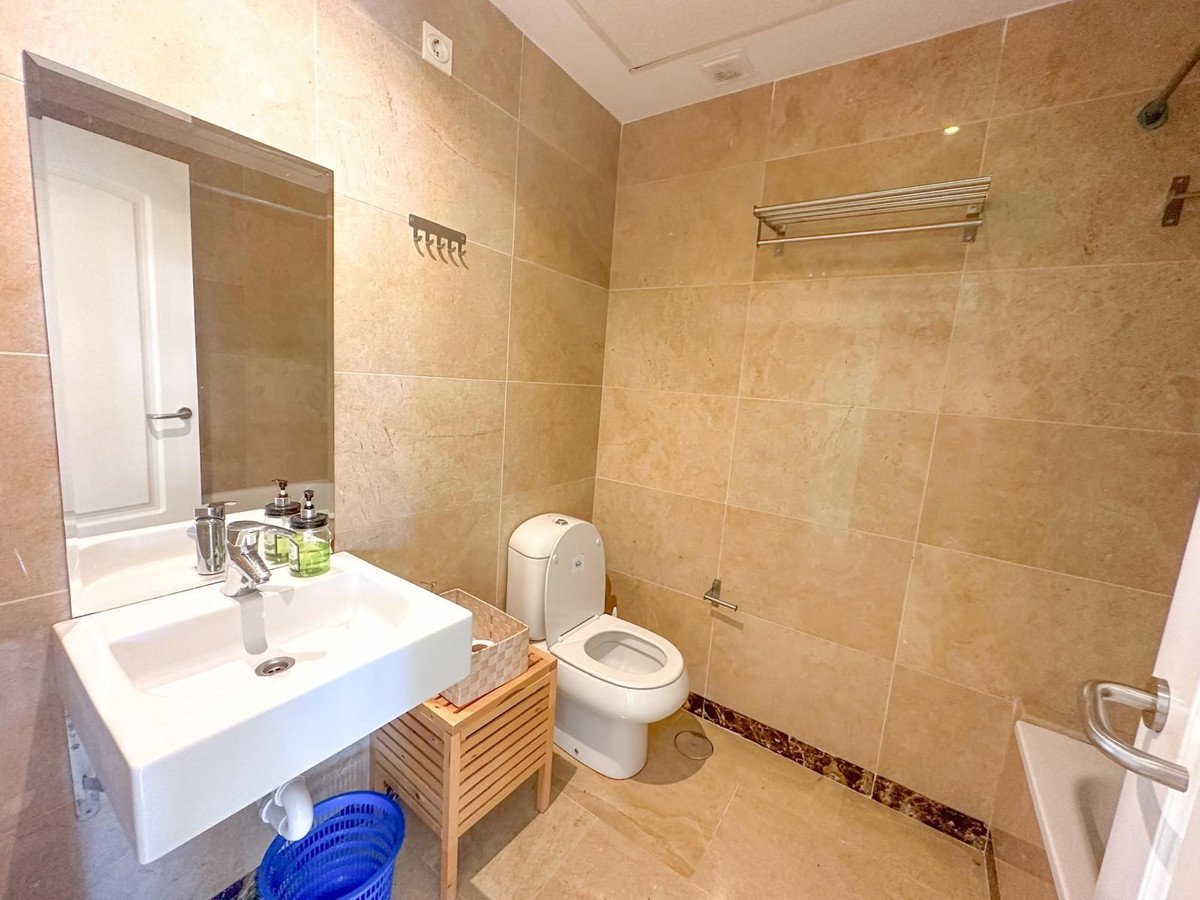 2 Bed Middle Floor Apartment in La Alcaidesa