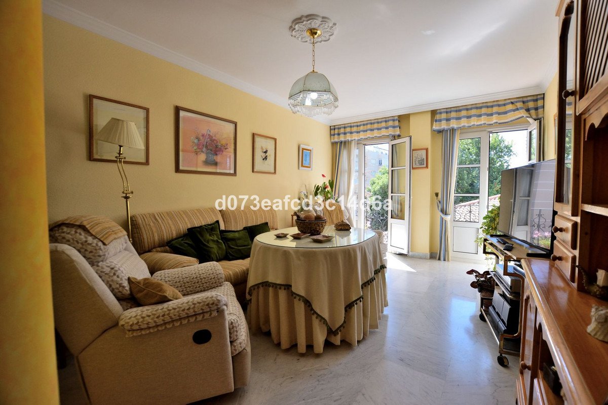 3 Bed Middle Floor Apartment in Ronda