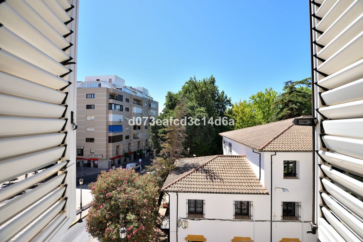 3 Bed Middle Floor Apartment in Ronda