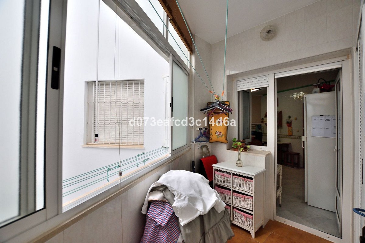 3 Bed Middle Floor Apartment in Ronda