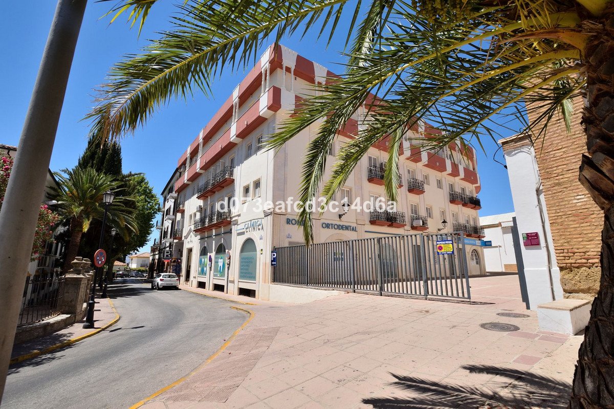 3 Bed Middle Floor Apartment in Ronda