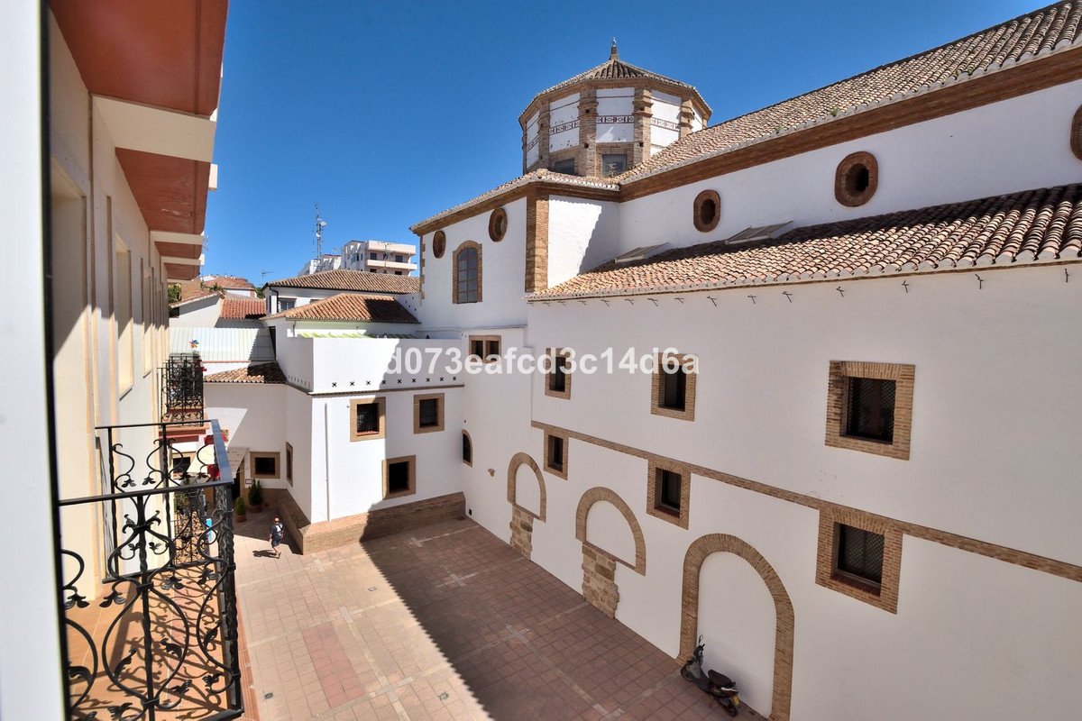 3 Bed Middle Floor Apartment in Ronda