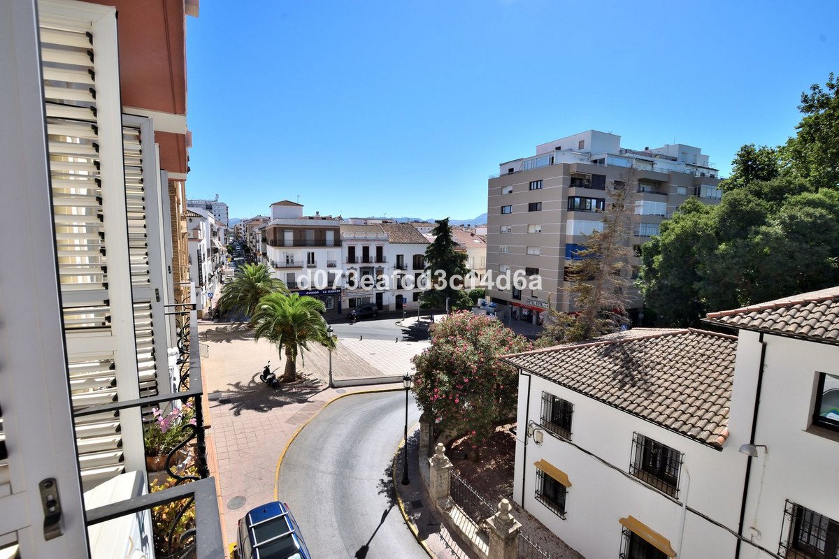 3 Bed Middle Floor Apartment in Ronda