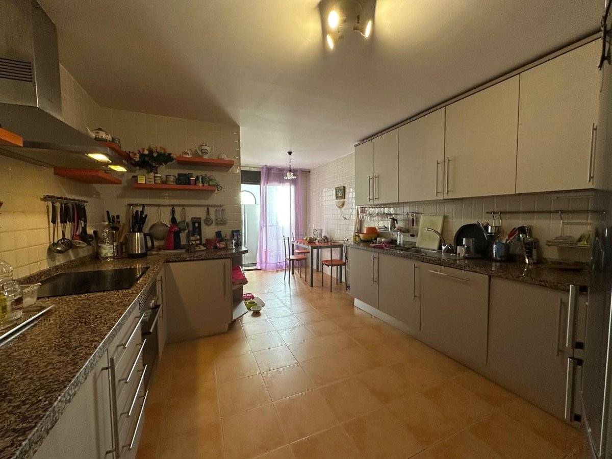 2 Bed Middle Floor Apartment in La Alcaidesa