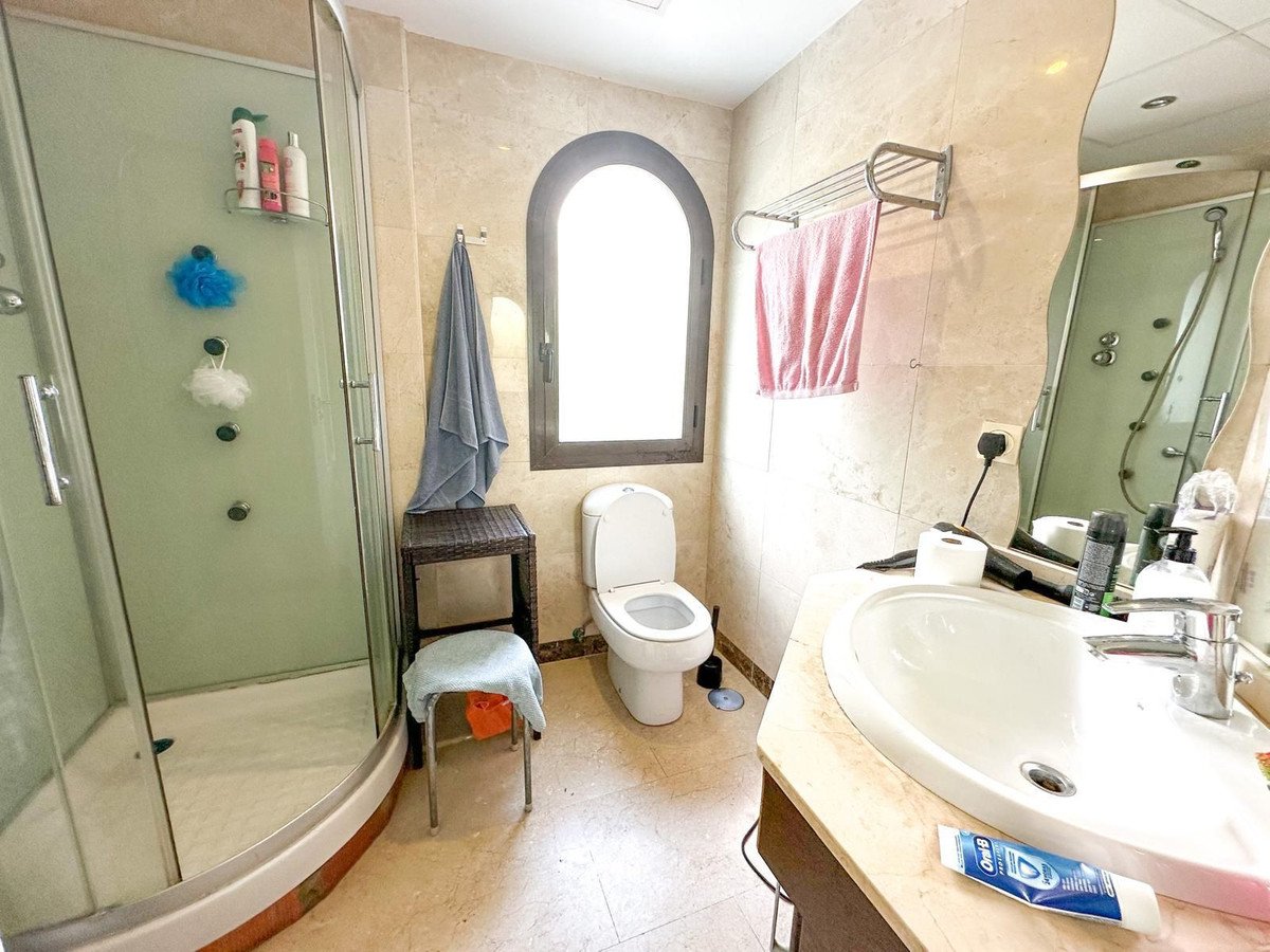 2 Bed Middle Floor Apartment in La Alcaidesa
