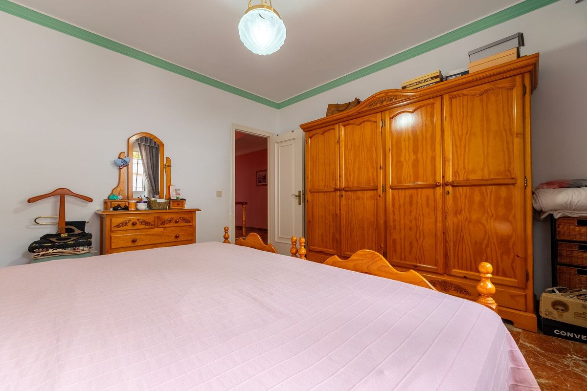 7 Bed Detached Villa in Alhaurín de la Torre