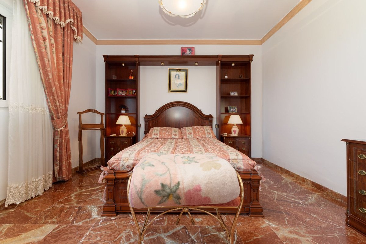 7 Bed Detached Villa in Alhaurín de la Torre