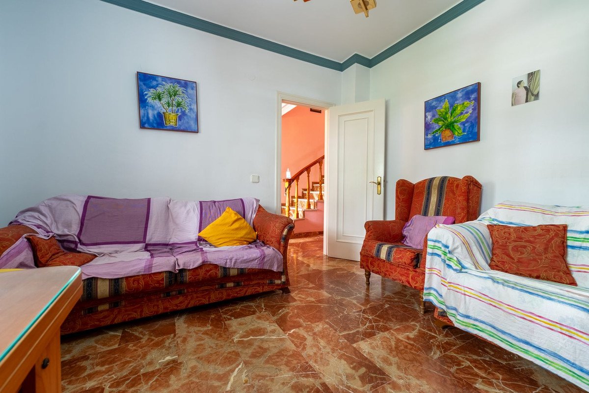 7 Bed Detached Villa in Alhaurín de la Torre