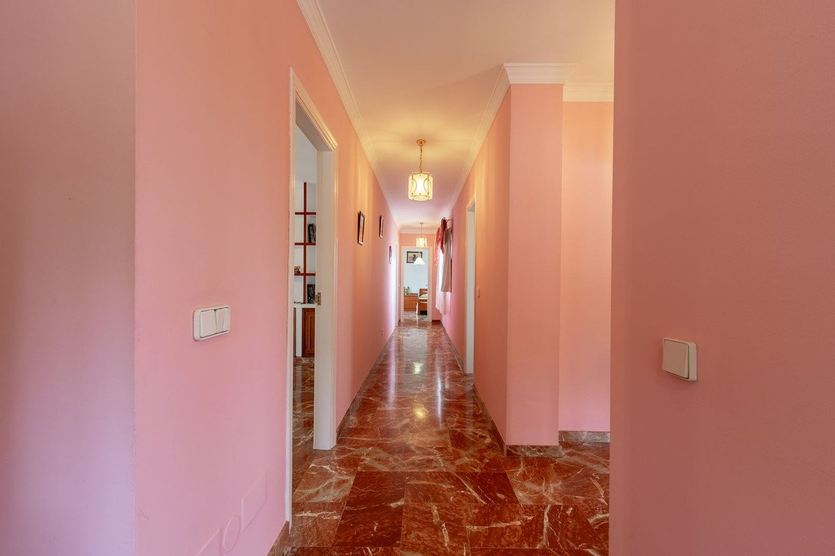 7 Bed Detached Villa in Alhaurín de la Torre