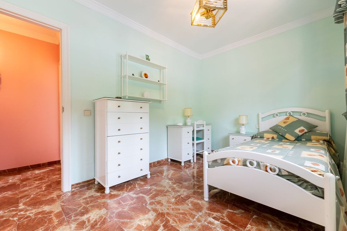 7 Bed Detached Villa in Alhaurín de la Torre