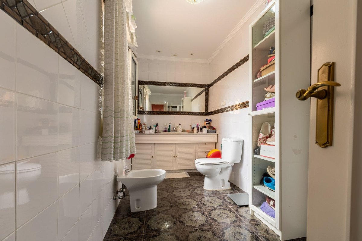 7 Bed Detached Villa in Alhaurín de la Torre