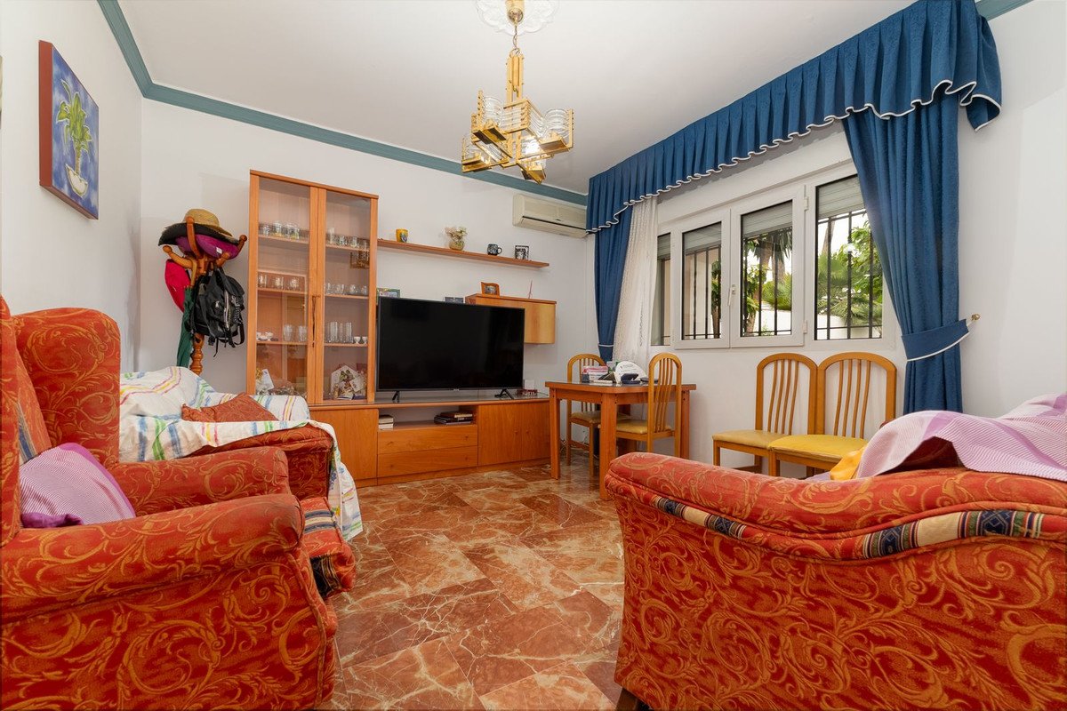 7 Bed Detached Villa in Alhaurín de la Torre