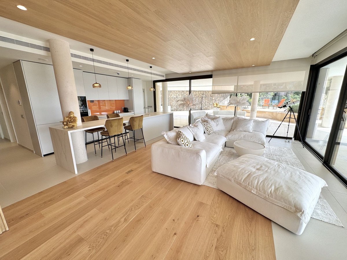 3 Bed Ground Floor Apartment in Benalmadena Costa