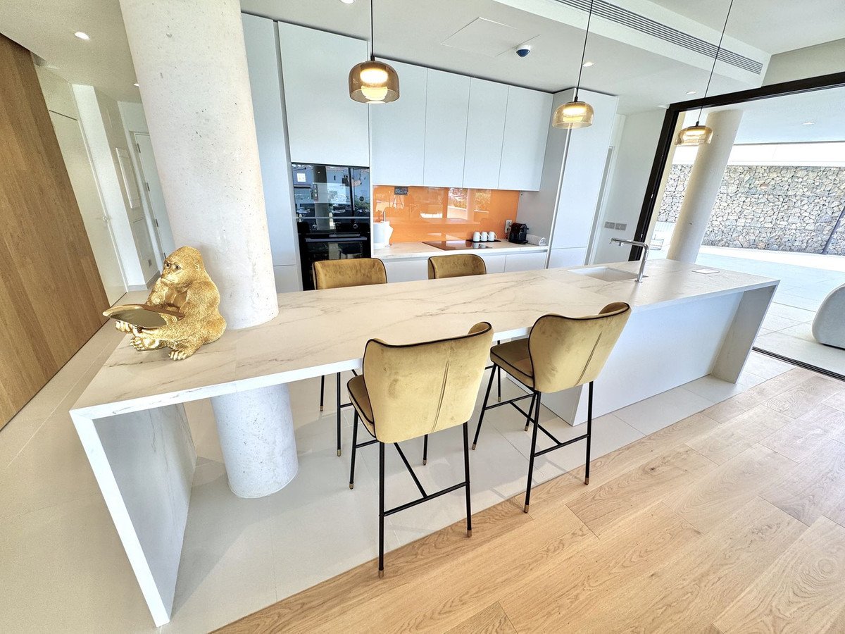 3 Bed Ground Floor Apartment in Benalmadena Costa
